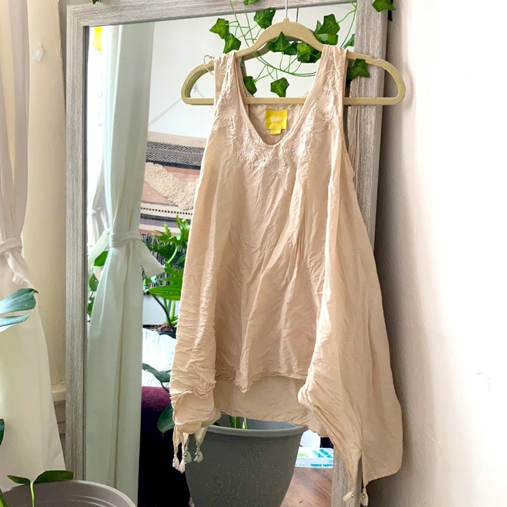 ANTHROPOLOGIE Maeve Silk Embroidered Flowy Tank— Size S